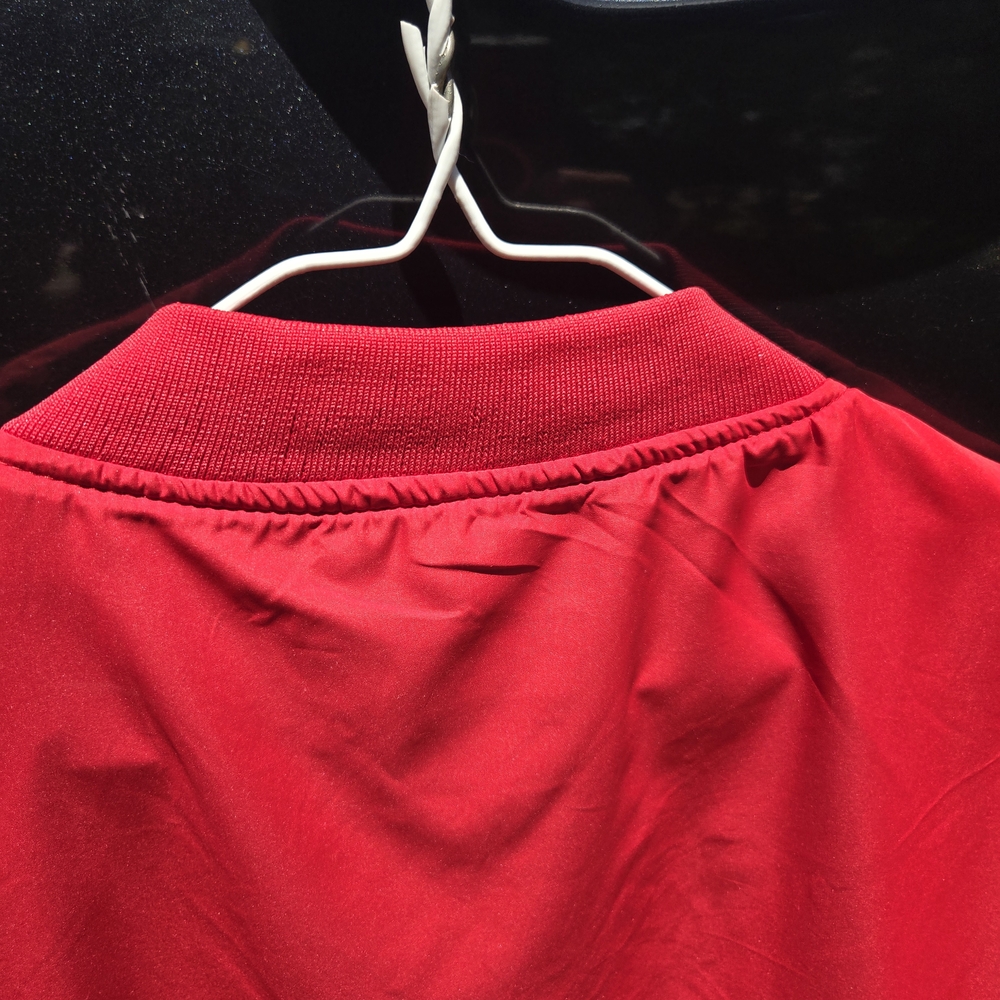 Red Lightweight Jacket - Picture 5 of 7